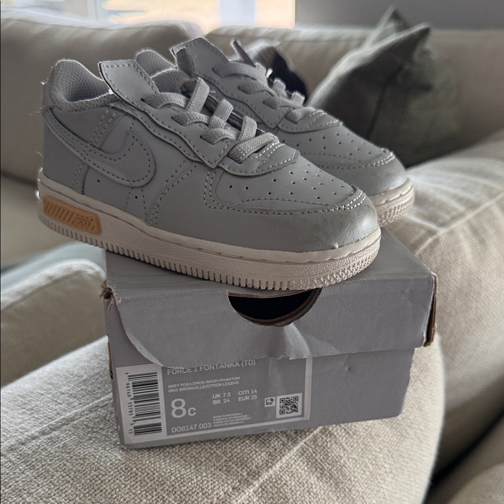 Nike Kids Shoes in Gray